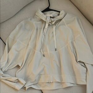 Lululemon Athletica white Long Sleeve Boxy light weight jacket
